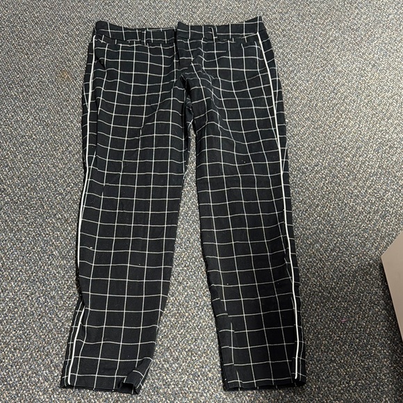 Old navy pixie pants size 10 // 032205 - Picture 1 of 2